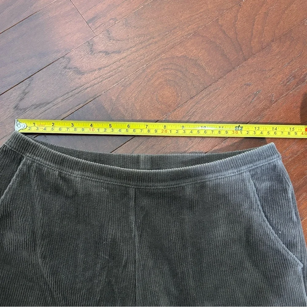 $89 L. L. Bean Womens Corduroy Pants Small Brown Stretch Elastic Waist Pull on
